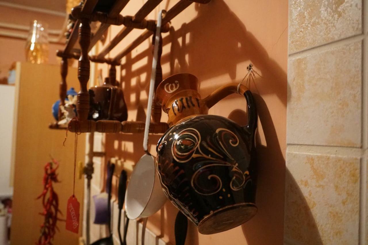 Piri Vendeghaz Hotel Хайдубьосьормени Екстериор снимка